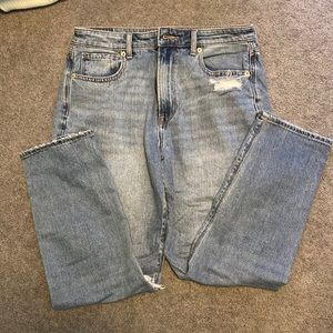 american eagle mom jeans